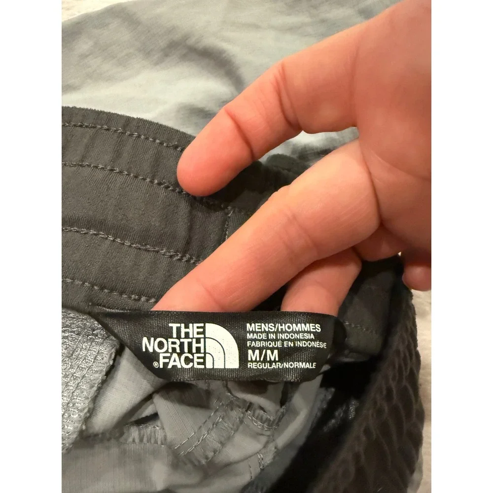 The North Face Mens Class V Water Shorts Grey Black Elastic Waist Size Medium
